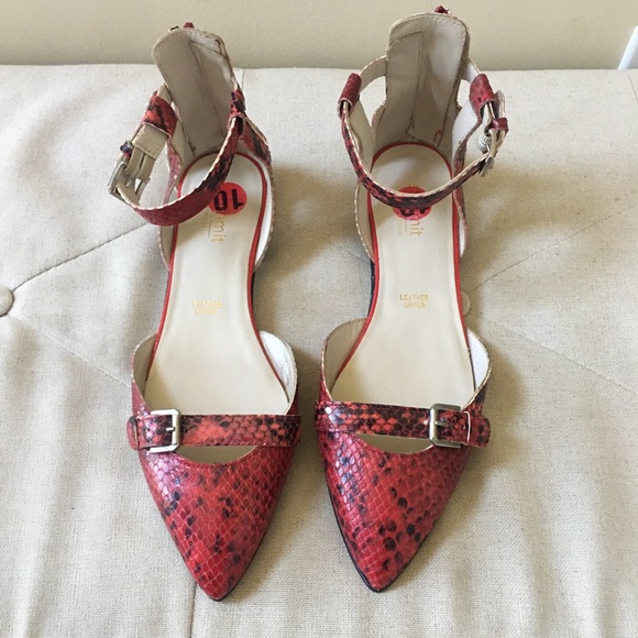 Red Snakeskin Upper Leather Patterned Women's Shoes - Picture 1 of 5